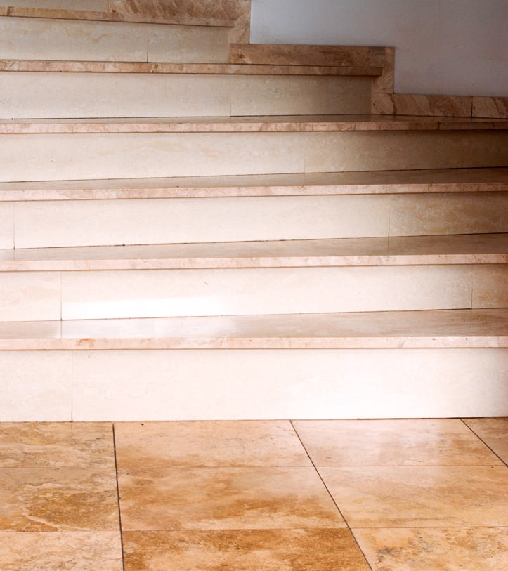 Τι διακρίνει τον γρανίτη; Σκάλα από γρανίτη ή μαρμάρινη σκάλα;