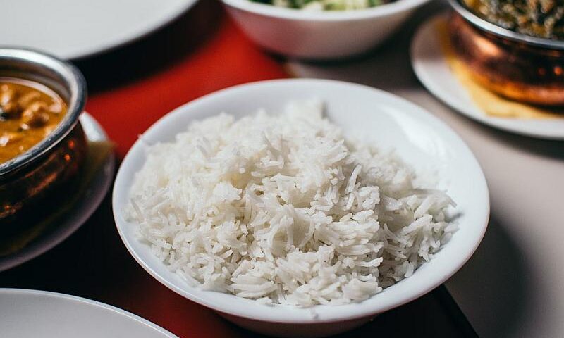 Torebka ryżu kcal - czyli ile kalorii ma torebka ugotowanego ryżu - sprwadamy!