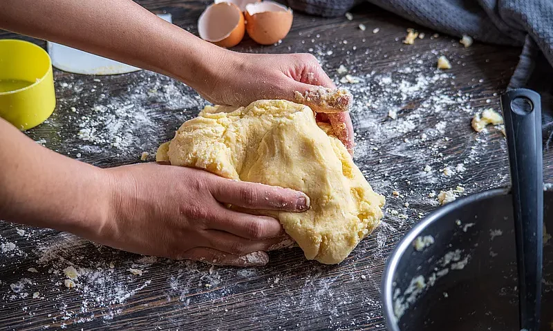 Kluski ziemniaczane - jak je zrobić, ile gotować? Sprawdź przepis!