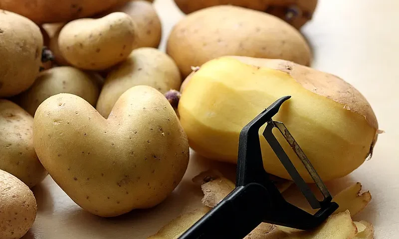 Placki ziemniaczane kcal - ile kalorii mają z piekarnika i na oleju?